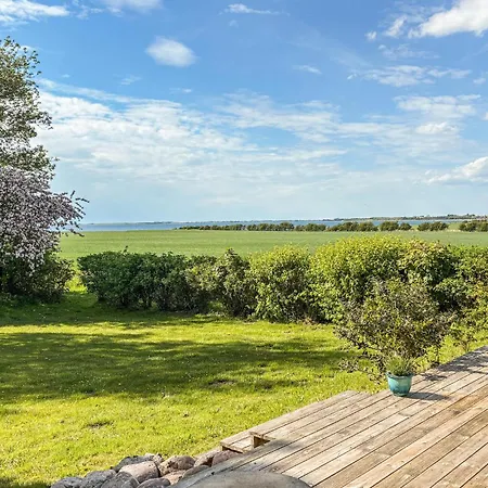 Gorgeous In With House Sea View Feriehus *